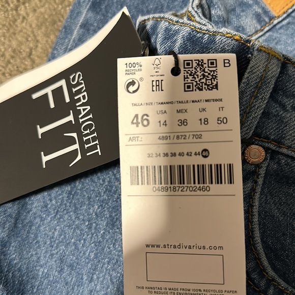 Stradivarius Straight Leg Jean - Picture 5 of 5